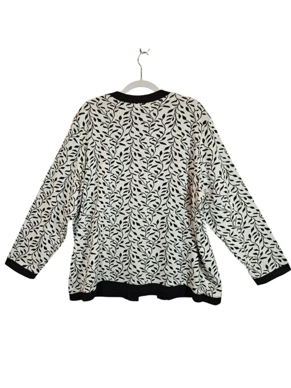C.D. Daniels Womens XL Sweater faux Jacket Black White Leaf career modest office